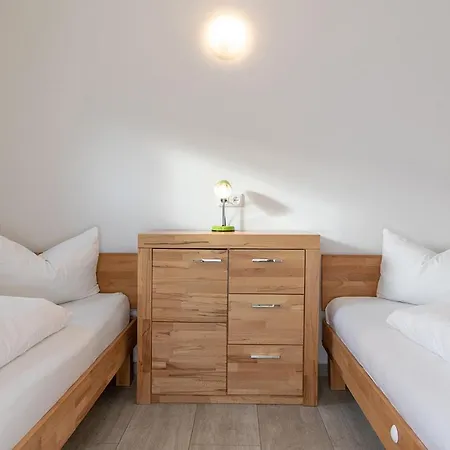 Bungis Ferien Direkt Am Grimnitzsee, Seeseite 17 Feriehus *